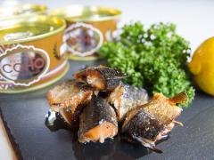若銀サケの燻製オイル漬け 6缶(化粧箱入り)